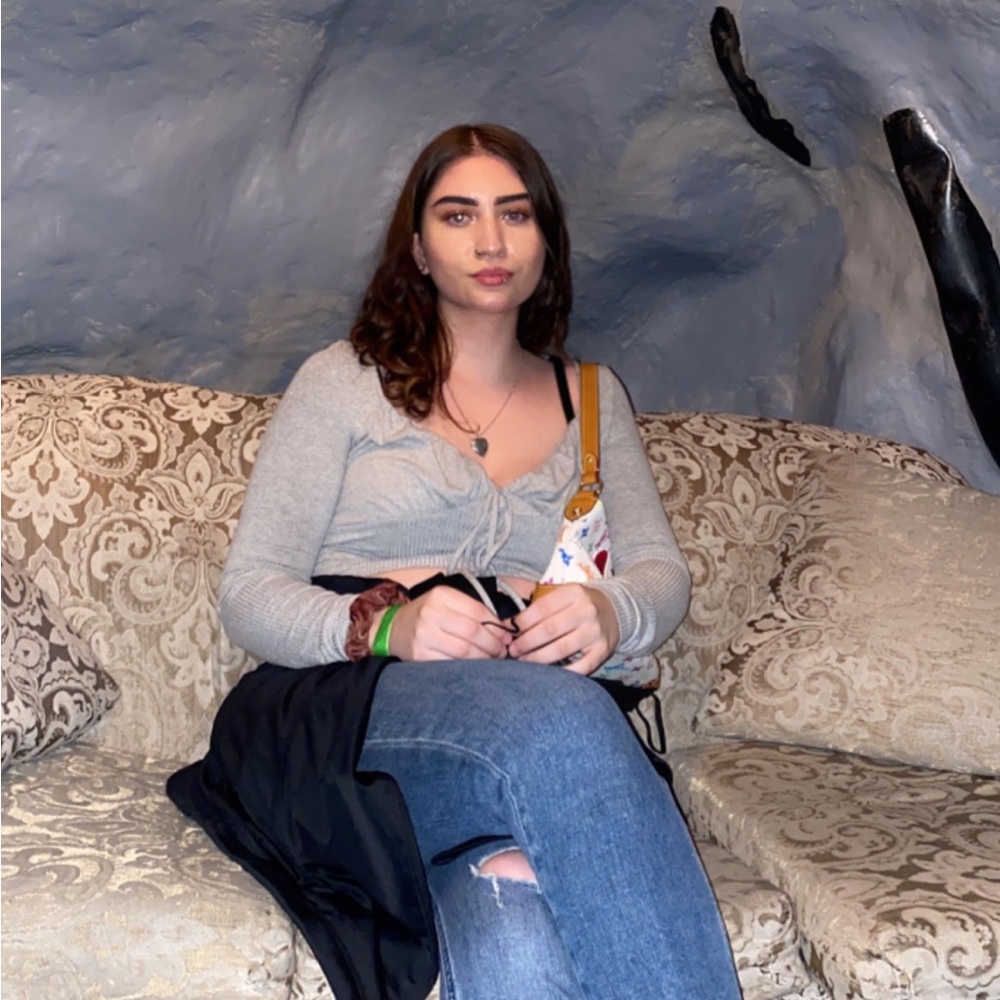 Meet your Posher, Victoria